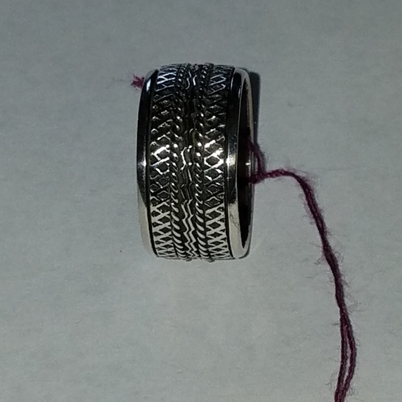 Sterling Silver spinner ring - Picture 3 of 5